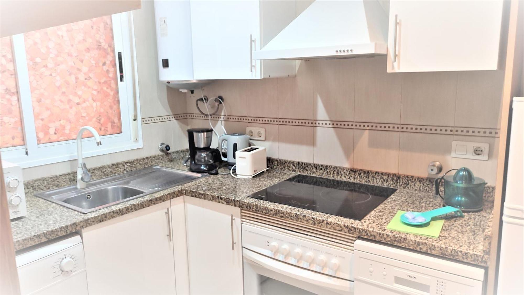 Varios Con 2 Dorm En Marina Dor , La Playa De Amplaries 47 , Vista Lateral Al Mar * Oropesa del Mar