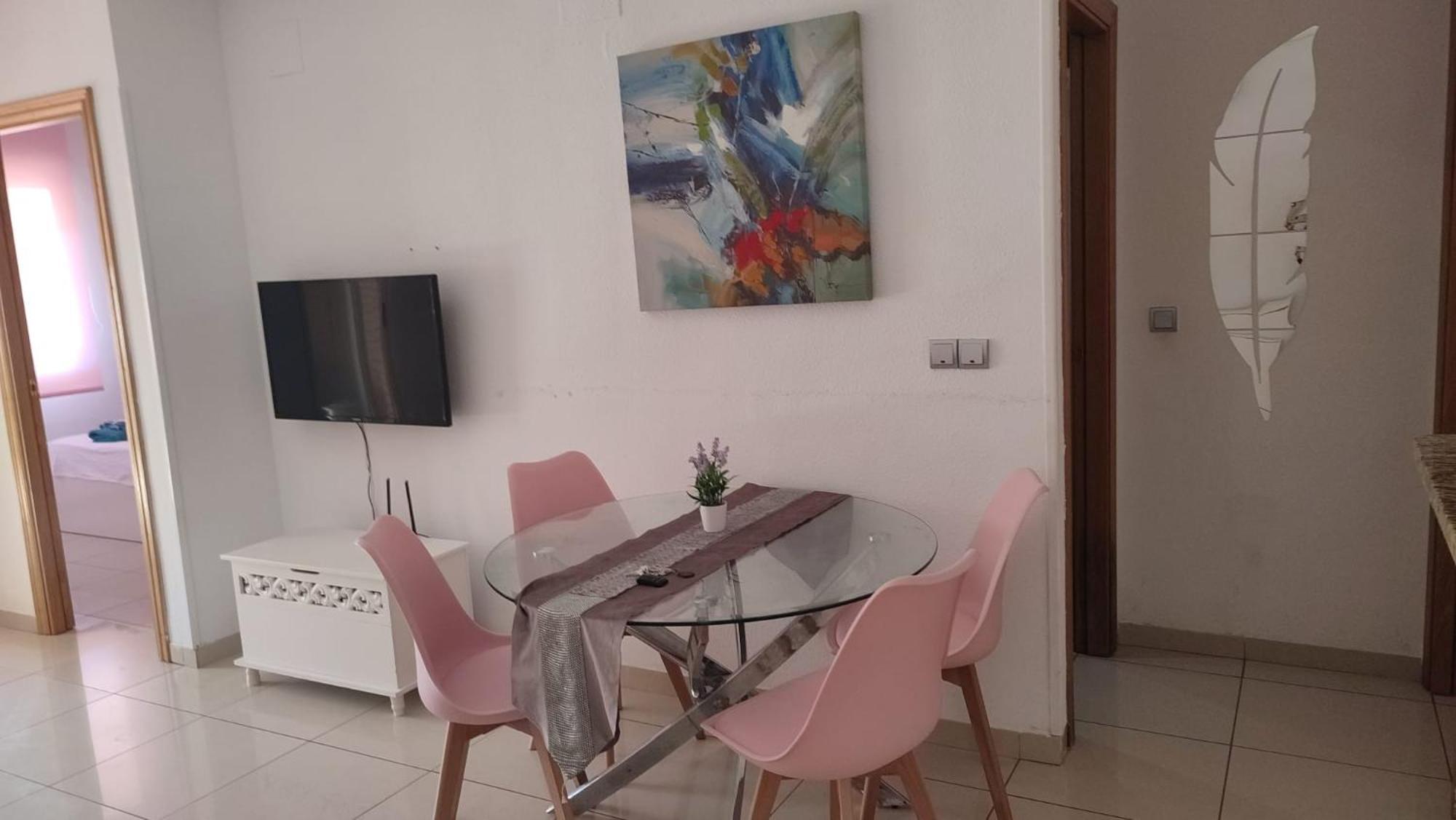Varios Con 2 Dorm En Marina Dor , La Playa De Amplaries 47 , Vista Lateral Al Mar *
