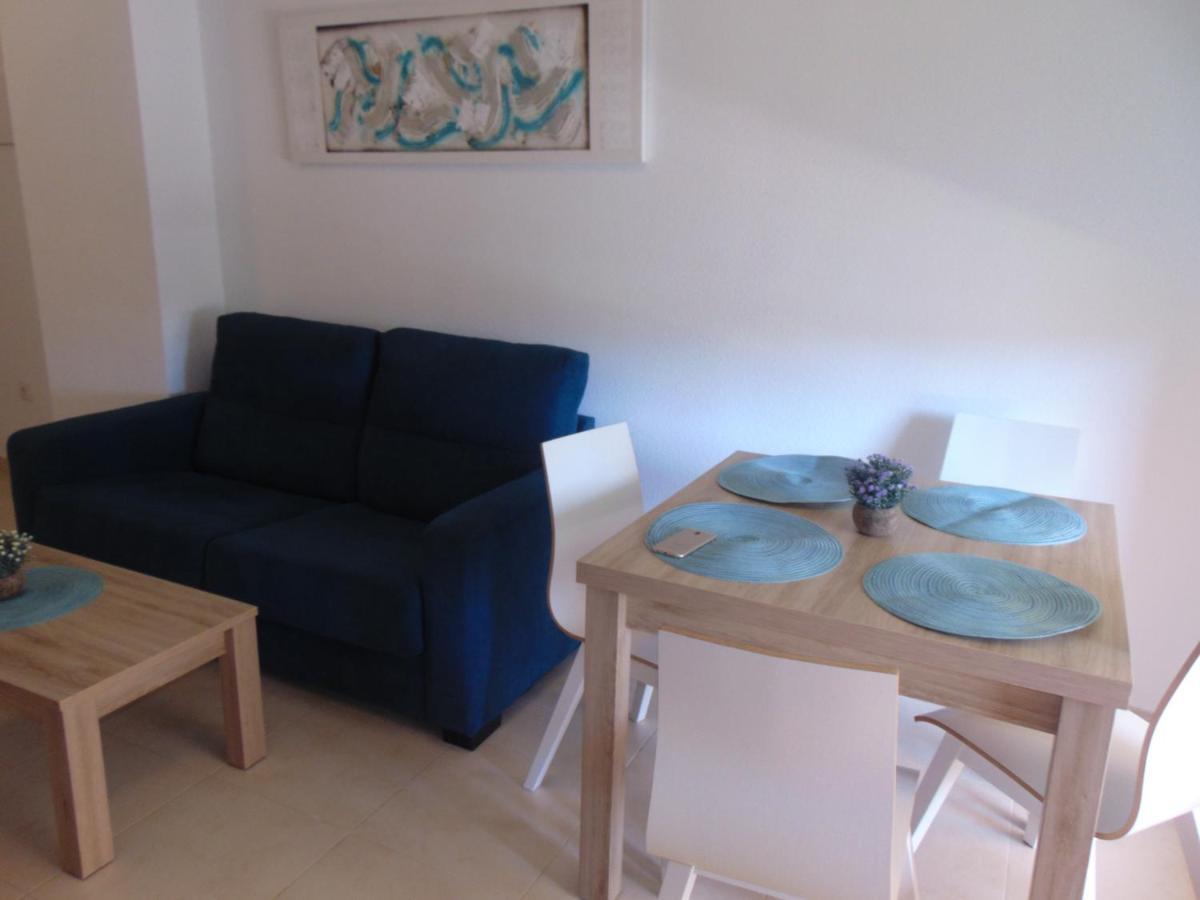 Varios Con 2 Dorm En Marina Dor , La Playa De Amplaries 47 , Vista Lateral Al Mar