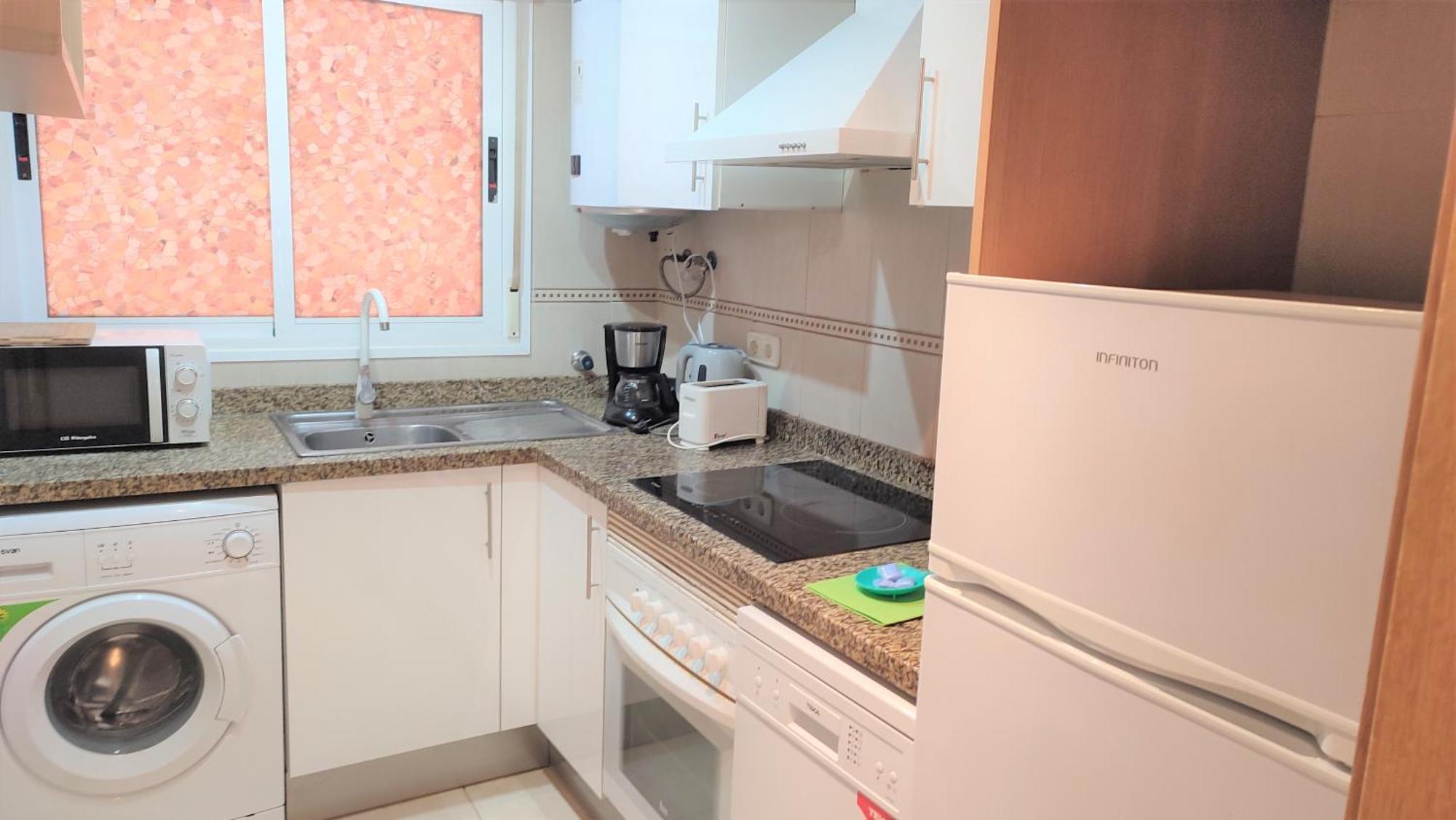 Varios Con 2 Dorm En Marina Dor , La Playa De Amplaries 47 , Vista Lateral Al Mar * Oropesa del Mar